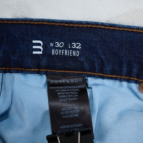 Mott & Bow Boyfriend Jeans Dark Wash Women's‎ Size 30x32 Stretch Denim - Picture 4 of 8